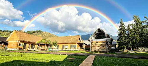 Caoting Chinese Inn (Baibaha Scenic Area) - con vista montagne