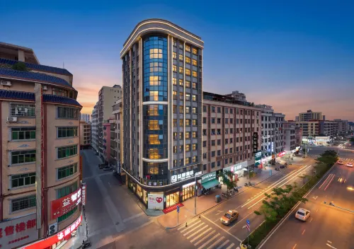 Yiqun Hotel - 2 ดาว