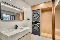 Four Seasons Hotel (Hangzhou West Lake Fengqi Road Subway Station) - New