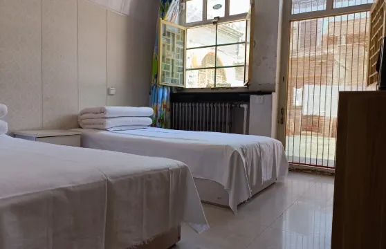 臨縣東方紅客棧