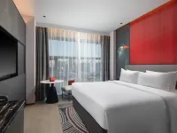 Radisson Red Wuxi Nanchang Street Ancient Canal Hotels near Yangming Station