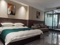 Hotels in Boat Hotels in Fushun