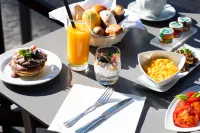 SANA Sesimbra Hotel - breakfast