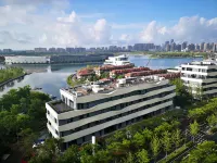 上海之魚綠地鉑派酒店 鄰近異星宇宙SPACET沉浸式森林互動世界的酒店