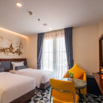 The Twizt - Lifestyle Hostel & Hotel Отели рядом с достопримечательностью «Пном Бакхенг»