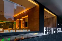 Perfect Hotel (Chunxi Road Eastern Suburb Memory) Отели рядом с достопримечательностью «Город Юнли»