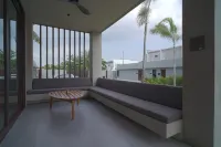 Araya Beach Casas Hotels in Lian