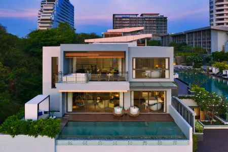 Renaissance Pattaya Resort & Spa