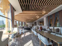 Golden Shining Gulf Hot Spring Resort Hotel فنادق في تشيُ جينغ