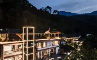Qingcheng Mountain Shiguang·Xingsu Private Tang Homestay Hotel dekat Shangqing Temple