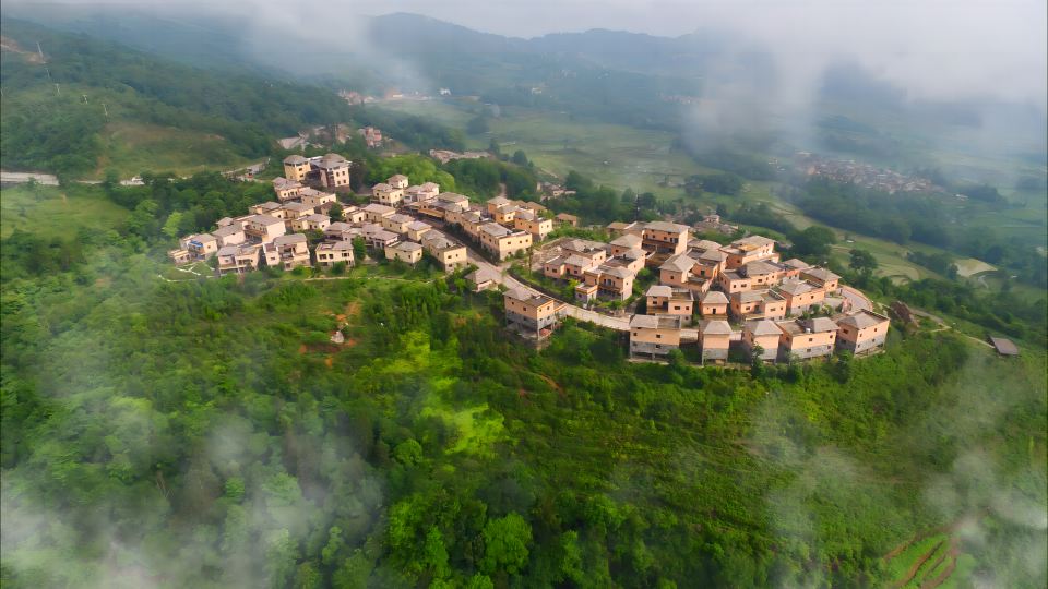 Yuanyang Yuanshe Mulaya Homestay (Terraced Field Scenic Area)