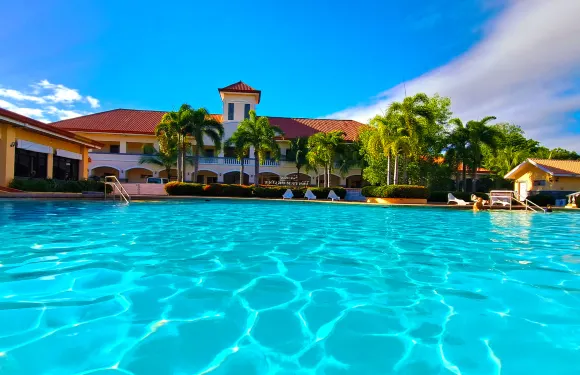 蘇比克水濱景觀度假村