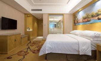 Vienna Hotel (Shenzhen Yantian Port Hong'anwei Metro Station) - Housity
