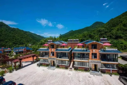 Liuba Zibai Kangyang Hotel