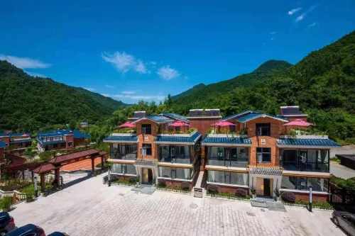 Liuba Zibai Kangyang Hotel