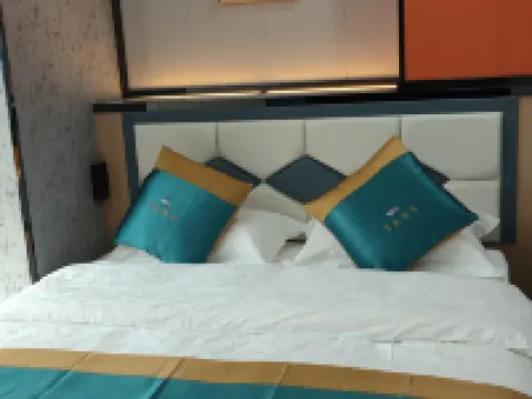 Baqing Wanhao Hotel Hotel di Baqen