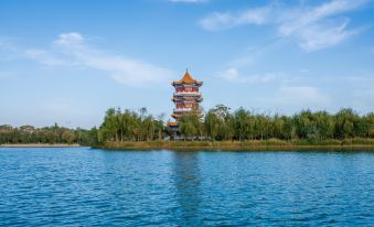 Mingmen Grand Rezen Hotel (Kunlun Lake Hotan New Night Market)