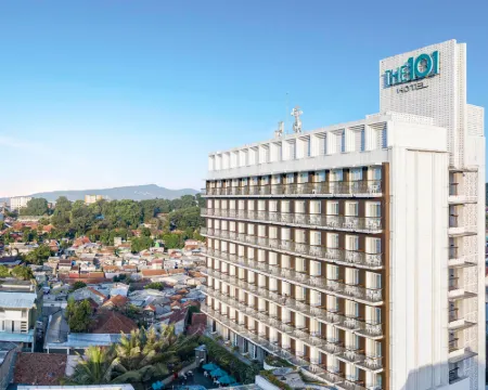 The 1O1 Bogor Suryakancana Hotels in Central Bogor