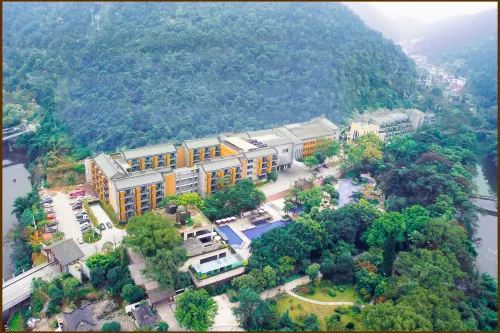 Chongqing Nanzhong Hot Spring Hotel