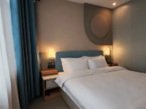 Ease Hotel (Linxia Central Square) Hotels in Linxia