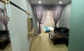 City 118 Hotel Chain (Yuxian Railway Station)