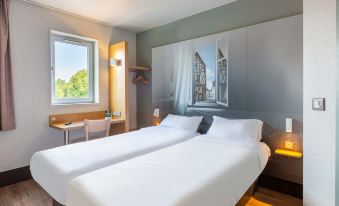 B&B Hotel Chartres le Coudray