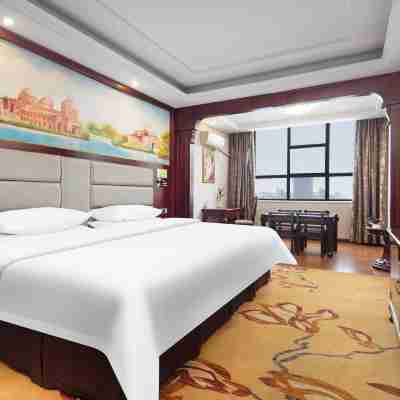 維也納酒店（湘潭易俗河店） Rooms