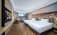 Vienna International Hotel (Wuxi East High-speed Railway Station)