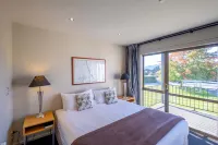 Oakridge Resort Lake Wanaka Hotels in Wanaka