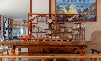 Jixiangyuan International Hotel(Lijiang old town)