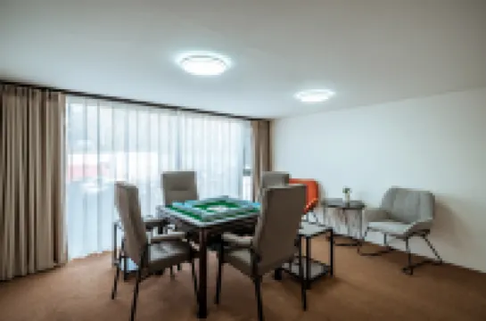 Floral Hotel·Dali Hanzhe Banhai Hotel