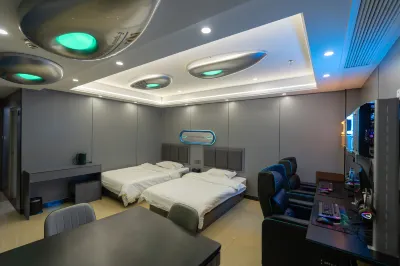Yongxin Beehive Hotel Отели рядом с достопримечательностью «Площадь Воспоминаний»