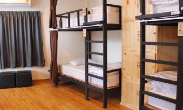 MAD Panda Hostel Hua Hin