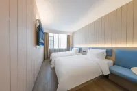 HanTing Hotel (Shangrao Wuyuan Zhuzi Pedestrian Street)