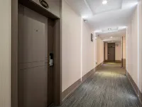 Tomato Art Smart Cinema Apartment (Chuhe Hanjie Metro Station, Hubei Provincial Museum Branch) Hotels near Han Street