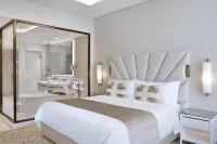 The St. Regis Dubai, the Palm Hotels in 