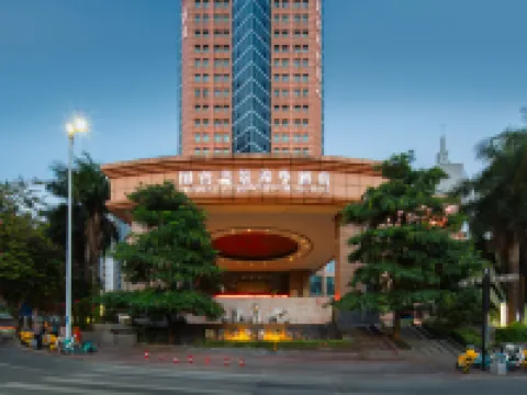 南寧國賓美景ホテル(南湖公園医科大学) 天桃実験学校 (小学部)周辺のホテル