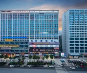 Super Player E-sports Hotel (Yudong High-speed Railway Station Business and Trade City Branch) - Esports