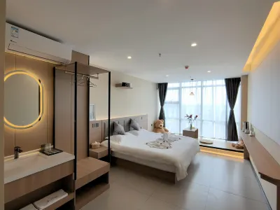 Happy Intelligent Lake Viewing Audiovisual Homestay (Changchun Beihu Wuyue Plaza Store) 창춘공업대학교-북호캠퍼스 서부지구 주변 호텔