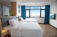 Seaside Holiday · Jiayue Bay Hotel (Yangxinan Shanhai Tourist Area Branch) - balcony