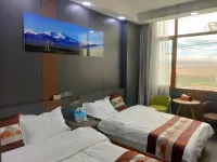 Shangyou Hotel Hotels in Kamba