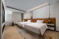 Gelin Luxury Enjoy Hotel (Panzhihua University Wanda Plaza) - Parkering