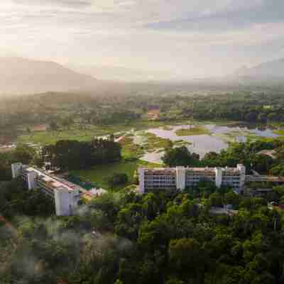 杰特威湖飯店 Hotel Exterior