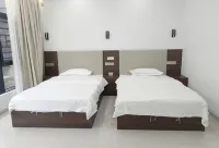 Baoting Seven Immortals Family Hotel