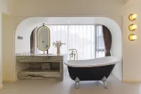 SuYan white high-end boutique homestay