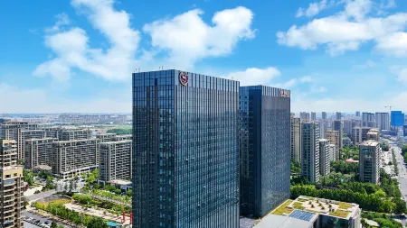 Sheraton Qingdao Jiaozhou Hotel Отели рядом с достопримечательностью «Qingdao Institute of Technology»