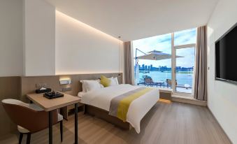Xiamen Luhai Bay Sea View Hotel (Songyu Wharf Store)