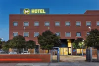 B&B HOTEL Madrid Fuenlabrada Отели рядом с достопримечательностью «Universidad Rey Juan Carlos»