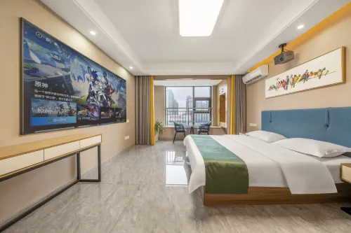 Fengwo Hotel (Xinyang High-speed Railway Station East Station)