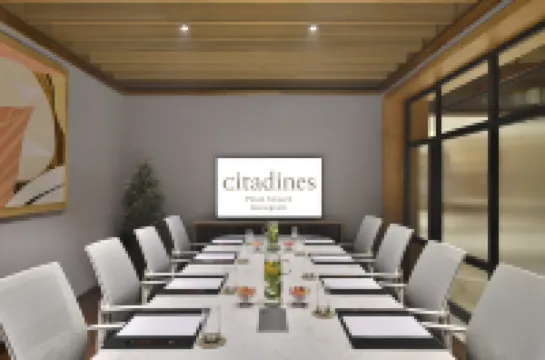 시타디네스 파라스 스퀘어 구루그람